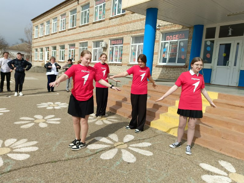 школьный двор